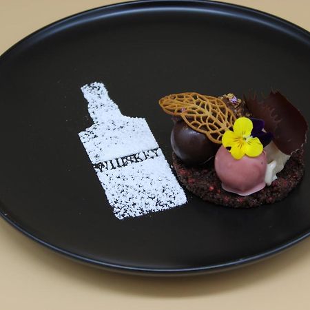 Rhoenblick Landhotel - Restaurant - Countrypub Petersberg  Екстер'єр фото