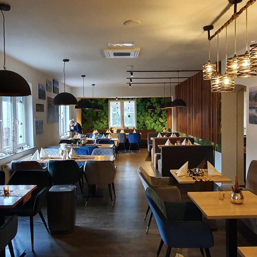 Rhoenblick Landhotel - Restaurant - Countrypub Petersberg  Екстер'єр фото
