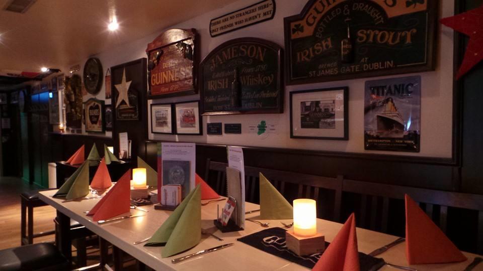 Rhoenblick Landhotel - Restaurant - Countrypub Petersberg  Екстер'єр фото