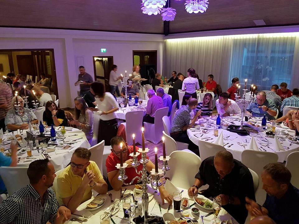 Rhoenblick Landhotel - Restaurant - Countrypub Petersberg  Екстер'єр фото